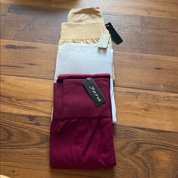 NWT 3 PACK thermal leggings one size - Picture 1 of 8